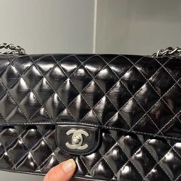 CHANEL Medium Classic Double Flap Patent Black SHW - Picture 6 of 7